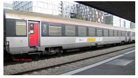 Piko 97301 2er Set Corail Rémi 1. und 2.Kl.SNCF, Ep VI  exklusiv Serie Frankreich